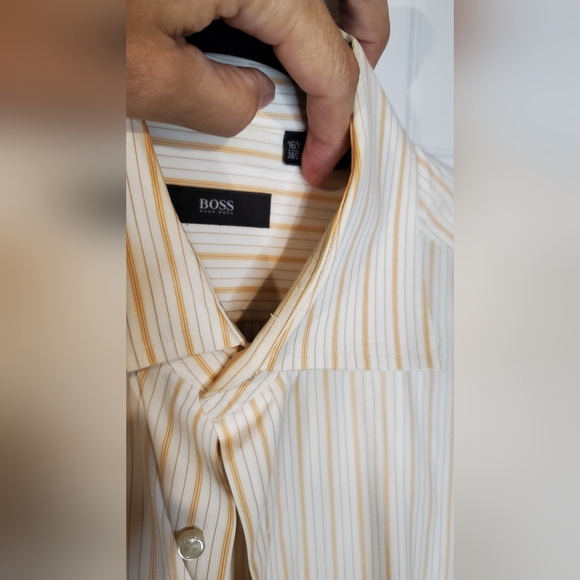 Hugo Boss Dress Shirt Size 16.5 34/35 - Picture 4 of 6